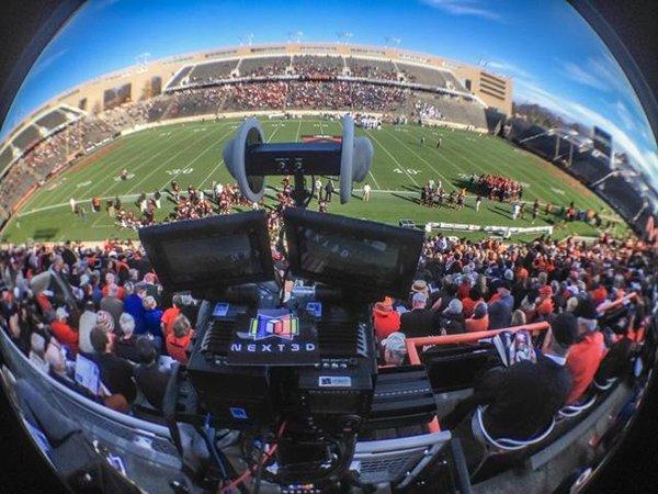 2016年VR技術(shù)放光彩：助力各大產(chǎn)業(yè)發(fā)展