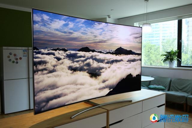三星75寸曲面旗艦電視評測 畫質(zhì)不俗