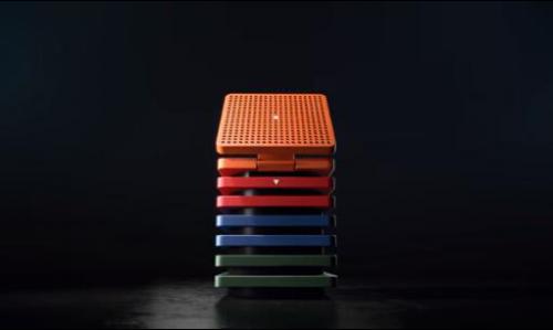 百度今日發(fā)布最最最奇怪的智能音箱 外形似機械臂