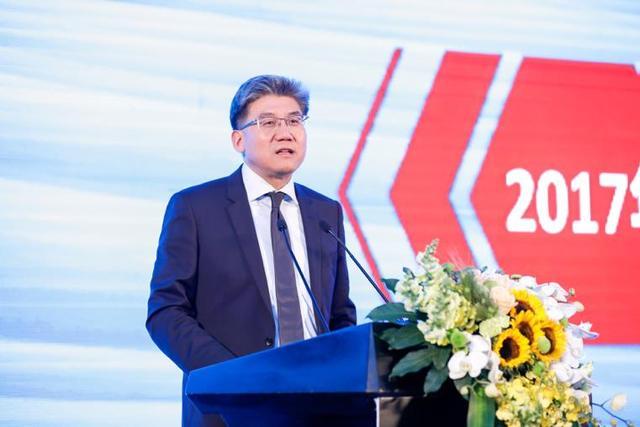 尼爾森中國(guó)總裁嚴(yán)旋：互聯(lián)網(wǎng)、電視及電梯廣告占廣告眼球份額前三