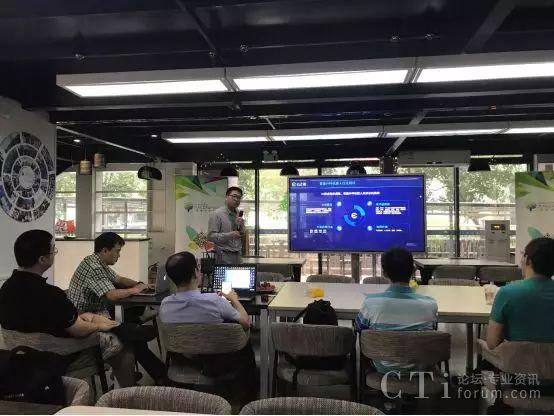 小云AI探索AI機(jī)器人在金融領(lǐng)域的應(yīng)用