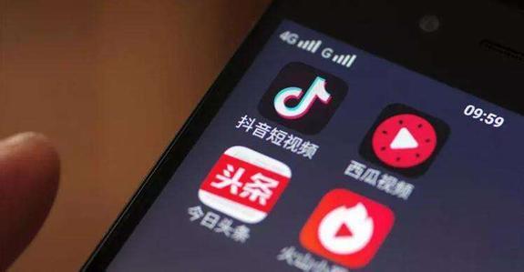 微信開(kāi)放快手短視頻分享 騰訊短視頻如何破局？