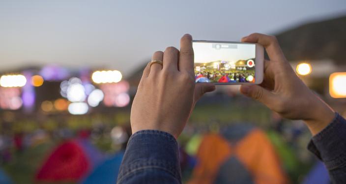 2018年上半年中國(guó)短視頻行業(yè)迎來(lái)爆發(fā)式增長(zhǎng)