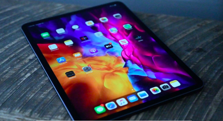 蘋果計劃在2021年下半年推出配備OLED顯示屏的iPad Pro
